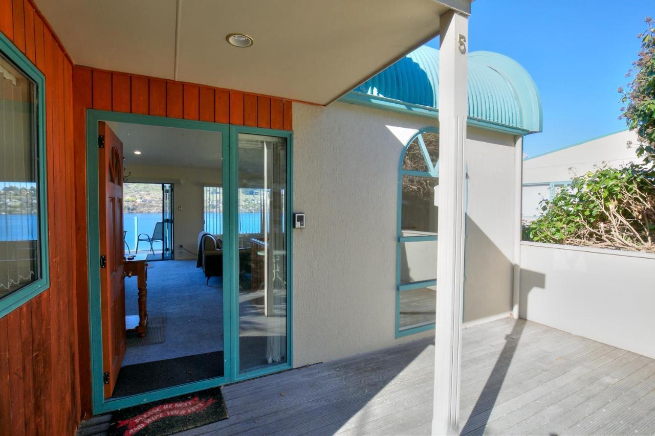 Frankton House - Queenstown Holiday Home Экстерьер фото